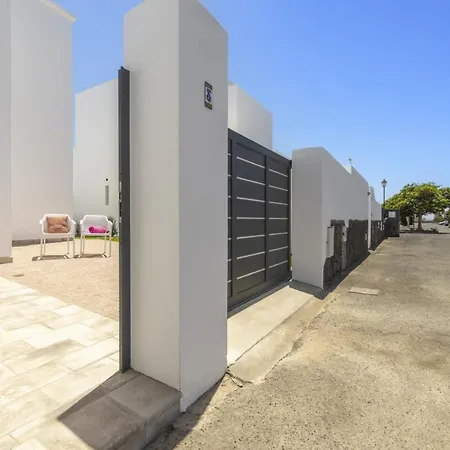 Villa Alicia by Villa Plus-2